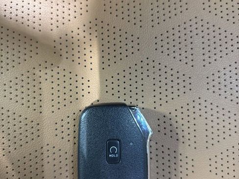 Used 2024 Kia Seltos EX image 27