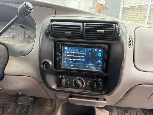 Used 1995 Ford Ranger XLT image 24