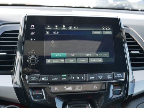 Used 2024 Honda Odyssey Sport image 22