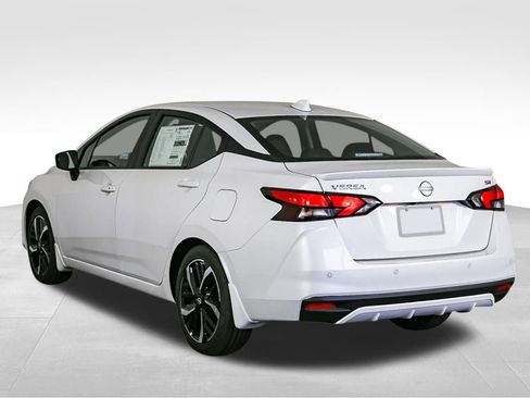 New 2025 Nissan Versa SR w/ Trunk Package image 2