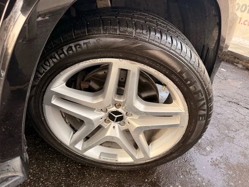 Used 2014 Mercedes-Benz GL 550 4MATIC image 50