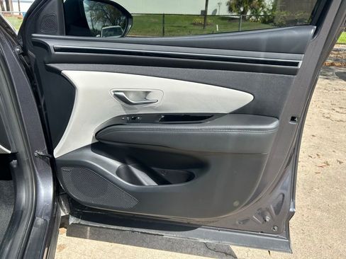 Used 2022 Hyundai Tucson Limited image 43