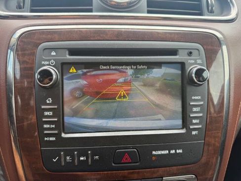 Used 2013 Buick Enclave Leather FWD image 20