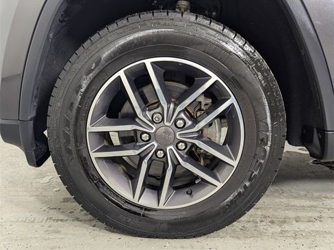 Used 2020 Jeep Grand Cherokee Limited w/ Trailer Tow Group IV image 9