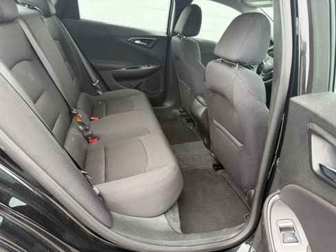 Used 2021 Chevrolet Malibu LS FWD image 11