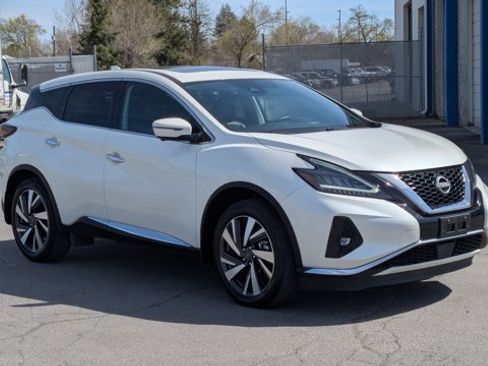 Used 2024 Nissan Murano SL image 3