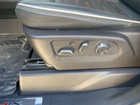 Used 2024 GMC Sierra 2500 AT4X w/ AT4X AEV Edition image 20