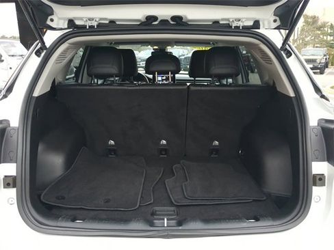 Used 2022 Jeep Compass Limited image 12