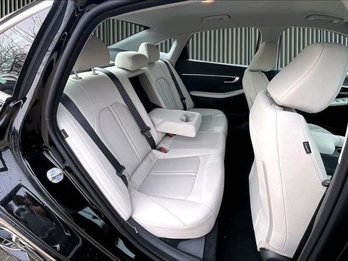 New 2026 Hyundai Sonata SEL FWD image 11
