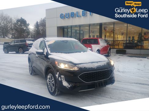 Used 2022 Ford Escape SEL w/ Technology Package image 1