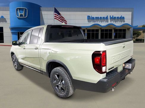 New 2026 Honda Ridgeline TrailSport image 3