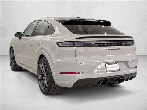 Used 2025 Porsche Cayenne GTS image 3