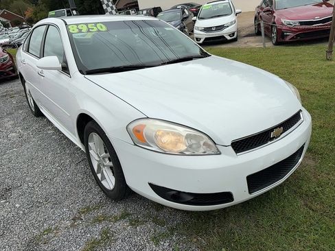 Used 2012 Chevrolet Impala LTZ image 2