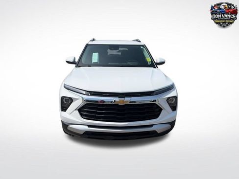 Used 2025 Chevrolet TrailBlazer LT AWD/4WD image 8
