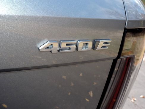 New 2026 Cadillac Optiq Luxury 2 image 12