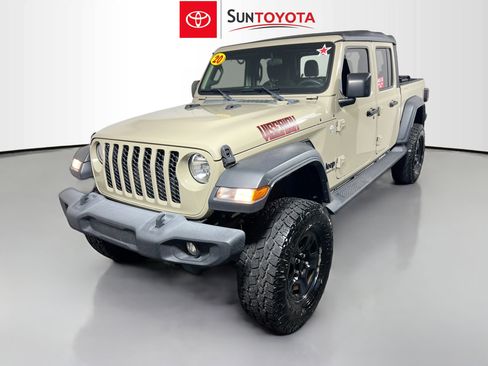 Used 2020 Jeep Gladiator Sport AWD/4WD image 9