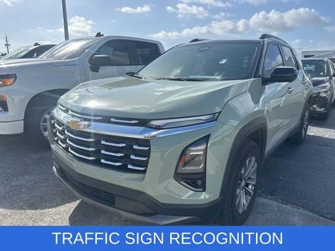 Used 2025 Chevrolet Equinox LT w/ Convenience Package II image 4