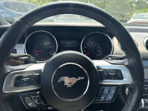 Used 2022 Ford Mustang GT Premium RWD image 26