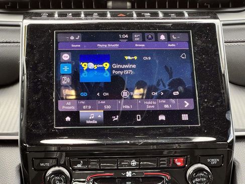 New 2025 Jeep Grand Cherokee L Altitude image 3