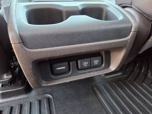 Used 2018 Honda Odyssey Touring image 18