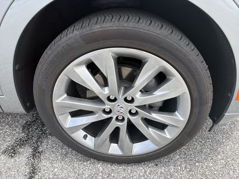 Certified 2023 Buick Envision Avenir FWD image 13