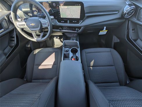 New 2026 Chevrolet Equinox LT w/ Safety and Technology Package image 15