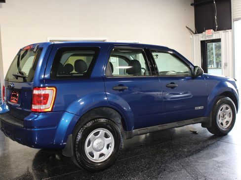 Used 2008 Ford Escape XLS FWD image 3