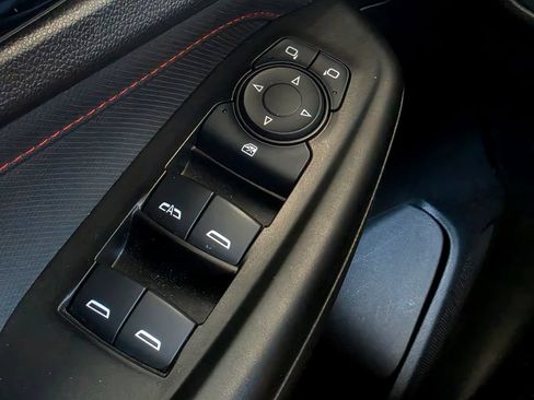 Used 2023 Chevrolet TrailBlazer RS w/ Convenience Package AWD/4WD image 19