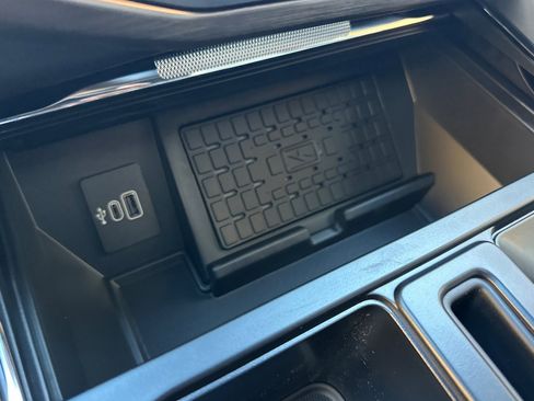 New 2025 Ford F150 Lightning Lariat image 27