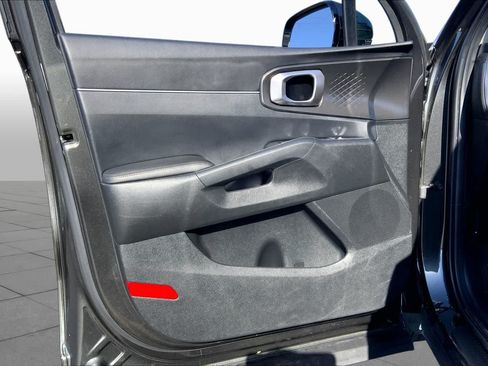 Used 2025 Kia Sorento EX FWD image 22