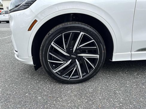 New 2025 Lincoln Aviator Black Label image 10