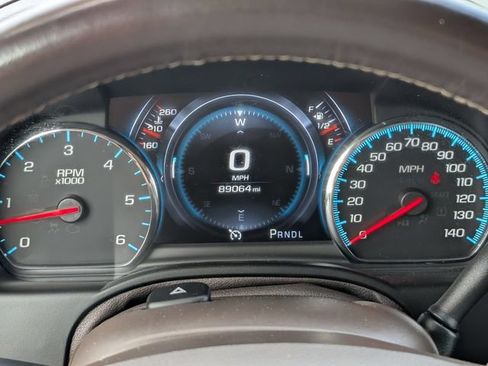Used 2020 GMC Yukon Denali w/ Denali Premium Package RWD image 29