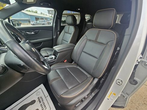Used 2023 Chevrolet Blazer Premier image 19