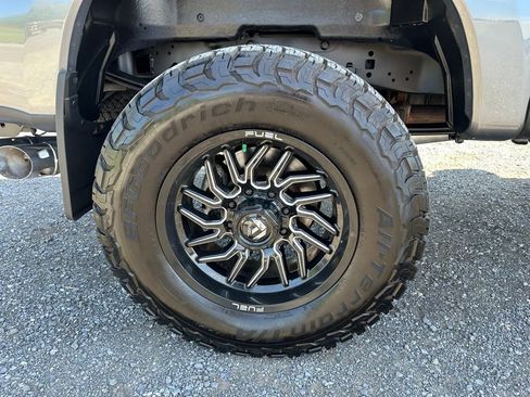 Used 2025 Ford F250 Platinum AWD/4WD image 19