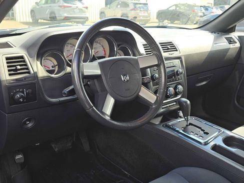 Used 2010 Dodge Challenger R/T RWD image 30