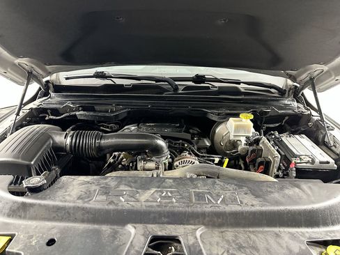 Used 2019 RAM 1500 Big Horn AWD/4WD image 29