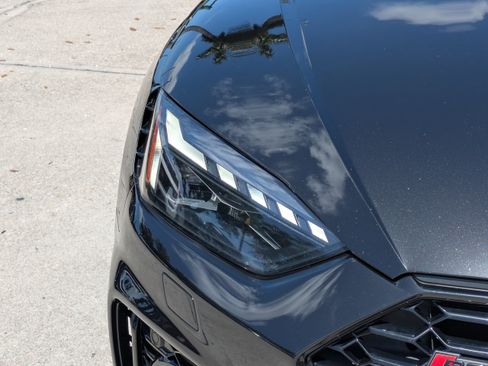 Used 2021 Audi RS 5 Sportback w/ Black Optic Launch Edition AWD/4WD image 9