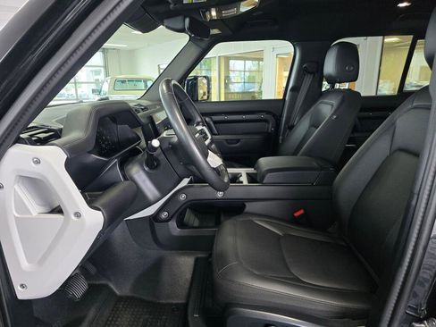 Used 2025 Land Rover Defender 110 S AWD/4WD image 21