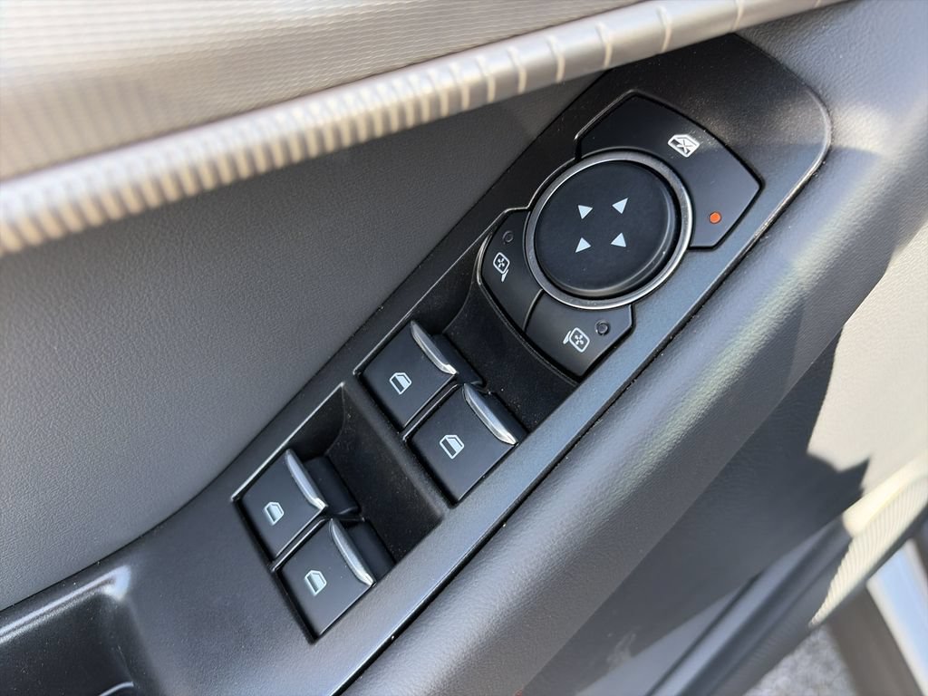 New 2026 Ford Explorer Active RWD image 18