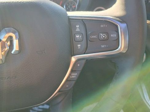 Used 2025 RAM 1500 Laramie w/ Sport Appearance Package AWD/4WD image 31