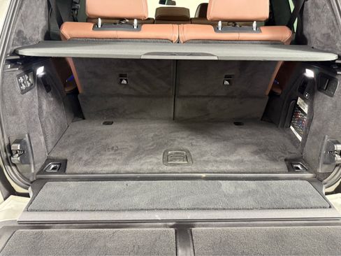 Certified 2024 BMW X7 xDrive40i w/ M Sport Package image 20