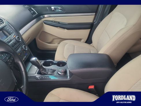 Used 2017 Ford Explorer 4WD image 15