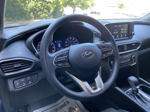 Used 2019 Hyundai Santa Fe SE AWD/4WD image 17