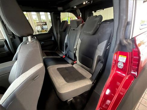 Used 2025 Ford Bronco Big Bend image 15