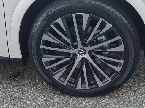 Used 2024 Lexus RX 350 Premium Plus w/ Convenience Package image 11