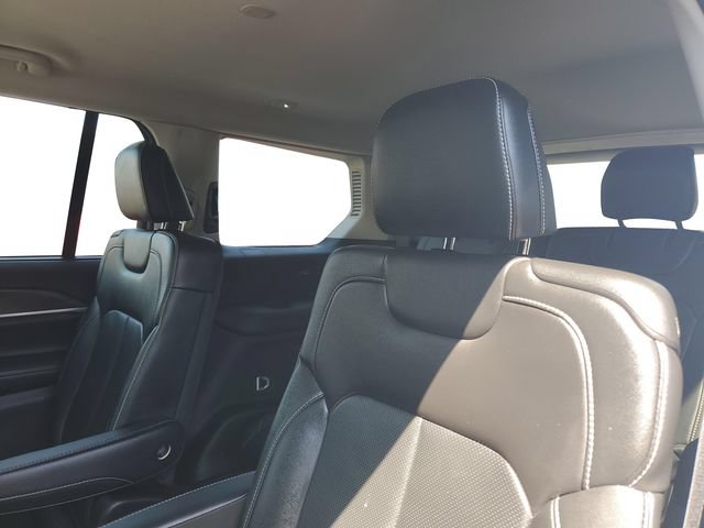 Used 2023 Jeep Grand Cherokee L Limited w/ Luxury Tech Group II RWD image 25