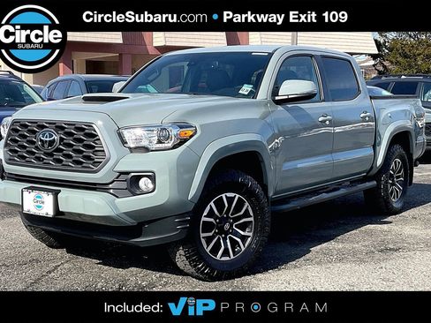 Used 2022 Toyota Tacoma TRD Sport w/ TRD Premium Sport Package image 1
