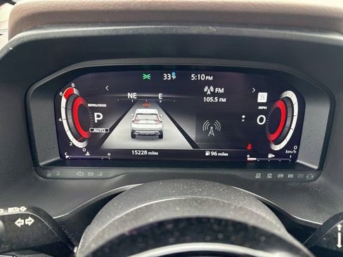 Used 2023 Nissan Rogue Platinum image 14