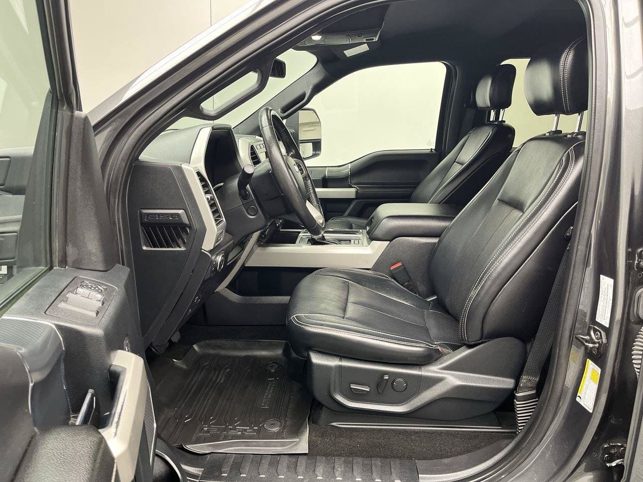Certified 2019 Ford F150 Lariat w/ Equipment Group 502A Luxury AWD/4WD image 3