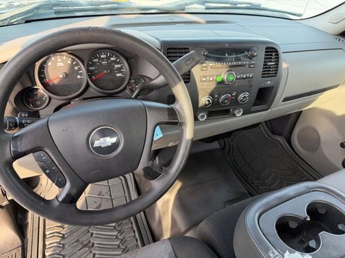 Used 2008 Chevrolet Silverado 1500 W/T w/ LS Package image 10